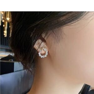 Pearly Diamond Wreath Floral Mini Delicate 925 Sterling Silver Gold Stud Earring